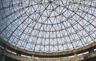东城铝镁锰板屋面网架在设计时要注意哪些细节